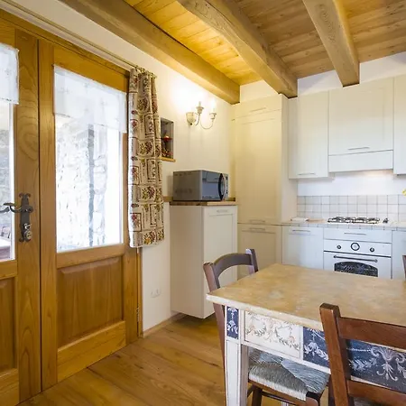 Casa Ursic Scrittore Grimacco Extérieur photo